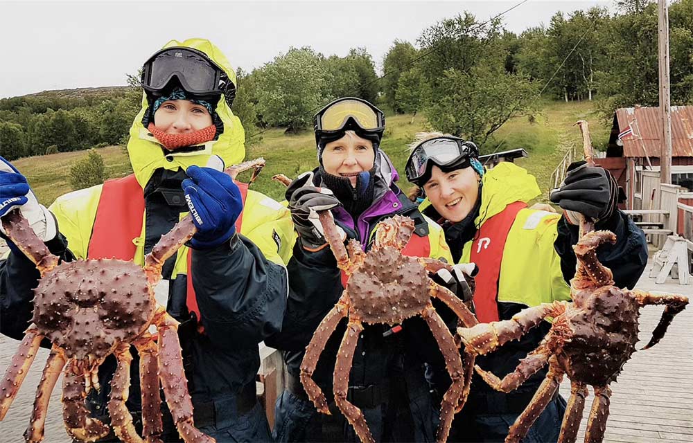 king-crab-safari-by-rib-boat-ivalotrek